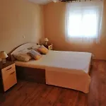 Zdenka Appartamento Vir