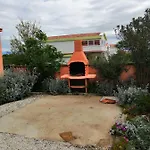 Zdenka דירה