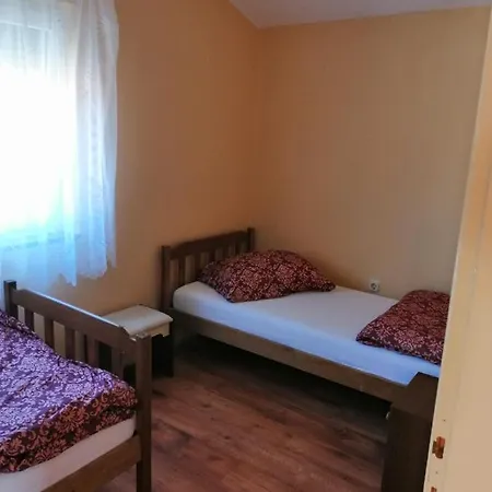 Apartman Zdenka Vir